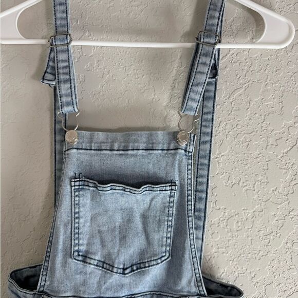 Wisteria Lane Bell Bottom Denim Overalls Size S - Picture 5 of 11